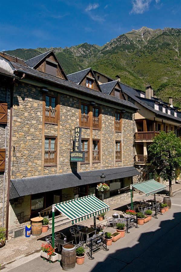Hotel Avenida Бенаске Екстер'єр фото